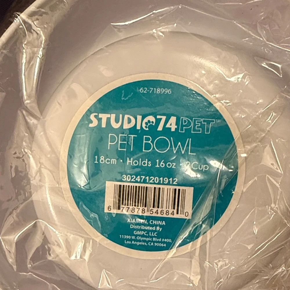 Drama Queen Pink Pet Bowl